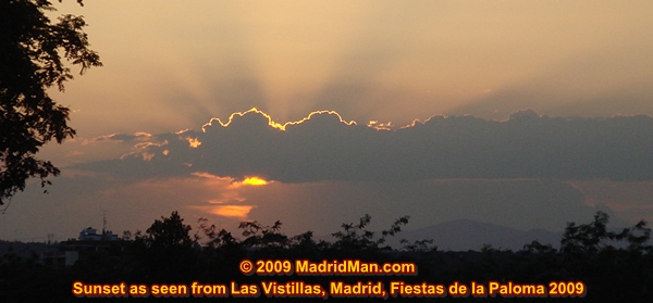 fiestas-de-la-paloma-2009-las-vistillas-sunset.JPG