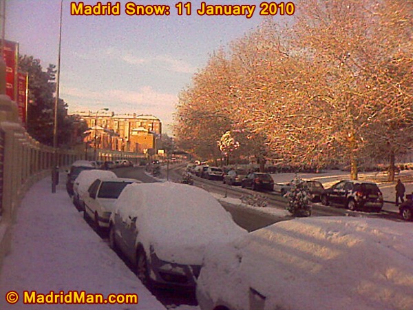 madrid-snow-11-january-2010-street.jpg